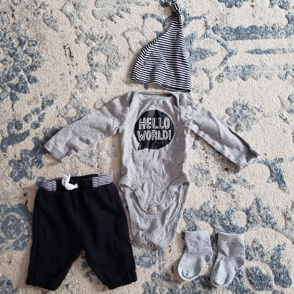 Newborn outfit
